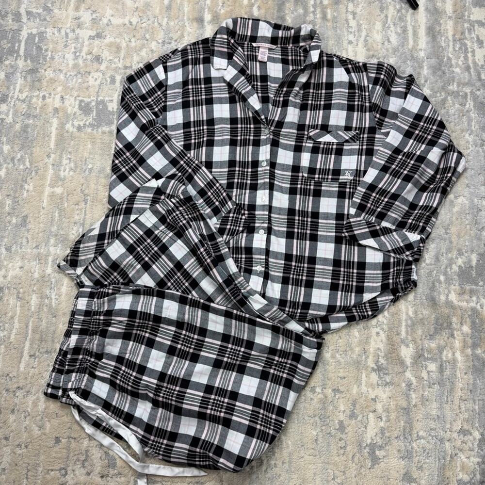 Victoria’s Secret Soft Thin Flannel Pink Black White 2 piece pajama set XL